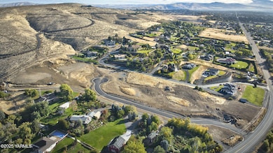 NKA Scenic Dr unit 6-10, Yakima, WA 98908 - photo 6