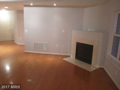 302 Wyndham Cir unit I, Owings Mills, MD 21117 - photo 2