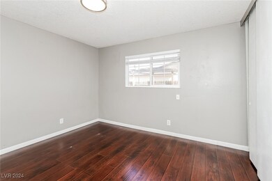 5438 Percheron St, Las Vegas, NV 89119 - photo 4