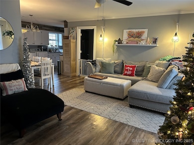 204 E Elm Ave, Fort Gibson, OK 74434 - photo 5