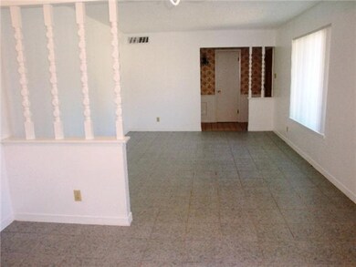 10821 Sombra Verde Dr, El Paso, TX 79935 - photo 4