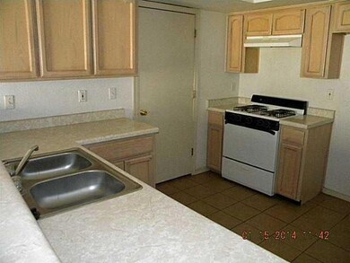 14272 Desert Cloud Dr, Horizon City, TX 79928 - photo 4