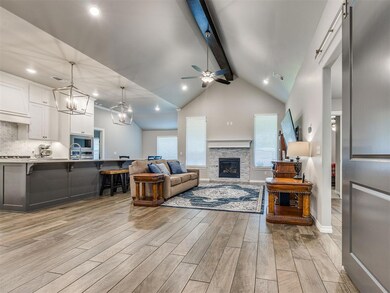 12445 SW 30th St, Yukon, OK 73099 - photo 4