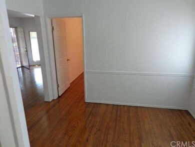 FORMAL DINING ROOM AREA