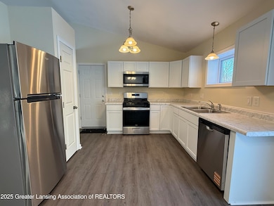 6820 Richard Rd, Lansing, MI 48911 - photo 7