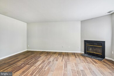 85 Ashlar Hill Ct, Parkville, MD 21234 - photo 3