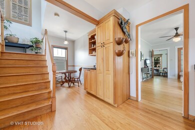 130 N Oak St, Elmhurst, IL 60126 - photo 3