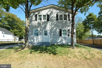 3912 Coach Ln, Suitland, MD 20746 - photo 2