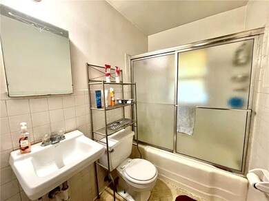 3212 57th St, Des Moines, IA 50310 - photo 6