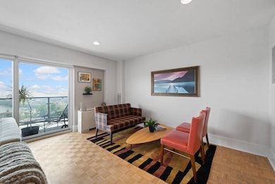 The Edgecliff unit 1405, Cincinnati, OH 45206 - photo 7