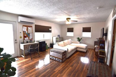07-livingroom 1
