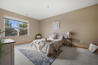 Spacious Primary Room