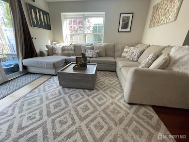 399 Hadleigh Ln, North Brunswick, NJ 08902 - photo 5