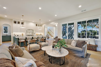 7003 37th Ave NE, Seattle, WA 98115 - photo 6