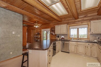 255 N 500 W, Blackfoot, ID 83221 - photo 7