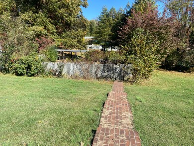 EF854C6B-415D-4DF6-A899-2FC5177468F2