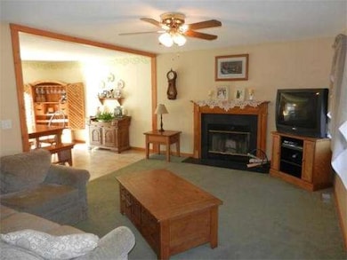 101 Maynard St, Feeding Hills, MA 01030 - photo 5