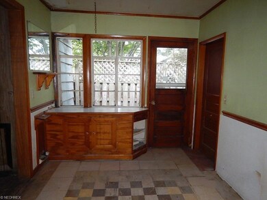 850 Pasadena Ave, Sheffield Lake, OH 44054 - photo 5