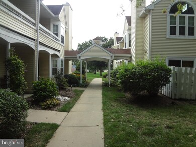 116 Mill Run E, Hightstown, NJ 08520 - photo 2