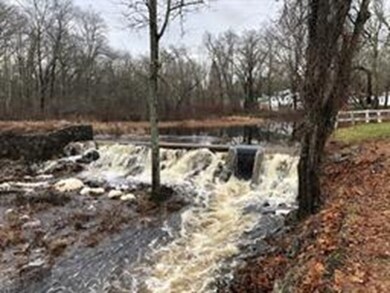 1 Locust Ave, Rehoboth, MA 02769 - photo 7