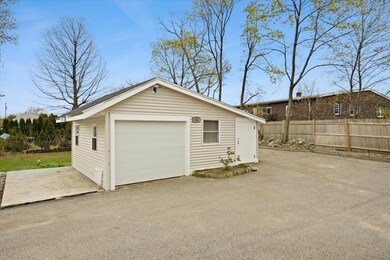 568 Middle St, East Weymouth, MA 02189 - photo 7