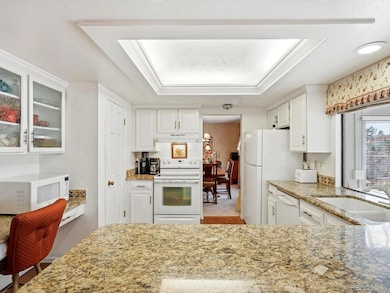 12386 E Bates Cir, Aurora, CO 80014 - photo 6