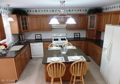 133 Oak Ridge Dr, Milford, PA 18337 - photo 7