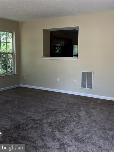 95 Gwynnswood Rd, Owings Mills, MD 21117 - photo 4