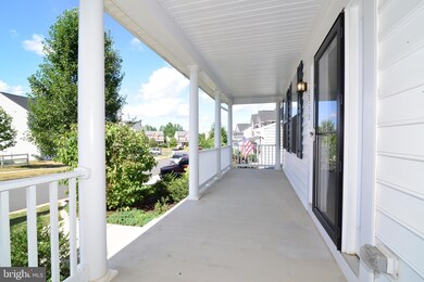 35521 Hudson St, Round Hill, VA 20141 - photo 4