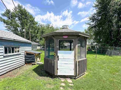 415 S Main St, Sigourney, IA 52591 - photo 4