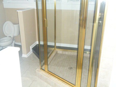 Bathroom 1 view 2