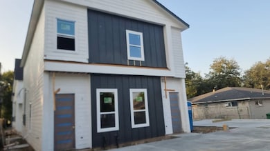 5126 Clover St unit A/B, Houston, TX 77033 - photo 3