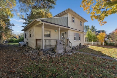 332 N Dewey St, Owosso, MI 48867 - photo 3