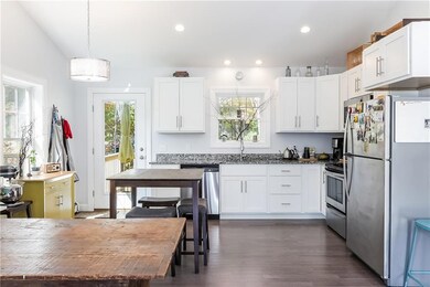 Open concept kitchen - granite...