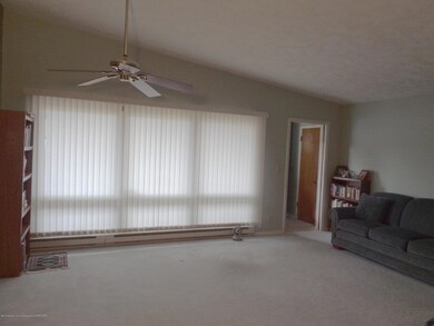 downer livingroom 3