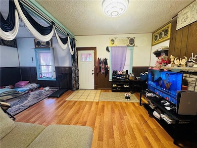 302 N Wheeling Ave, Kansas City, MO 64123 - photo 5