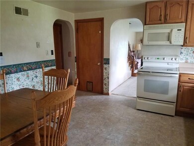 515 S Wentz St, Wapakoneta, OH 45895 - photo 4