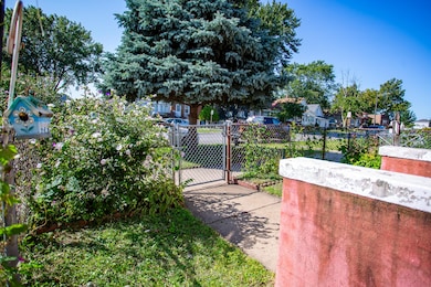 510 W 142nd St, East Chicago, IN 46312 - photo 6