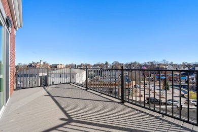 10 Somerset Ave unit 401, Winthrop, MA 02152 - photo 2