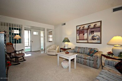 10547 W Mission Ln, Sun City, AZ 85351 - photo 6