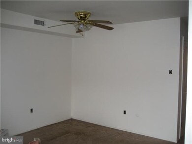 296 Greenough St, Philadelphia, PA 19127 - photo 3