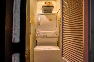 1259 Paterson Plank Rd unit 2, Secaucus, NJ 07094 - photo 6