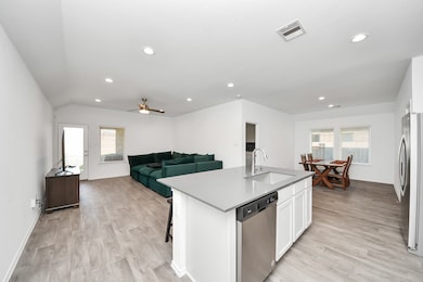 Walkind into the kitchen you have this spacious island.