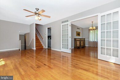 7915 Runnymeade Dr, Frederick, MD 21702 - photo 5