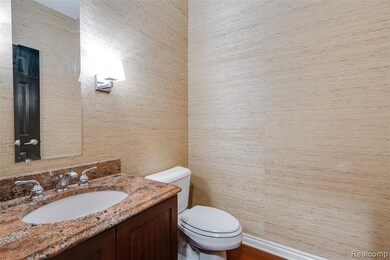 1284 W Crystal Cir unit 203, Canton, MI 48187 - photo 5