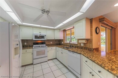 10 Meadowlake Cir S, Lake Placid, FL 33852 - photo 6