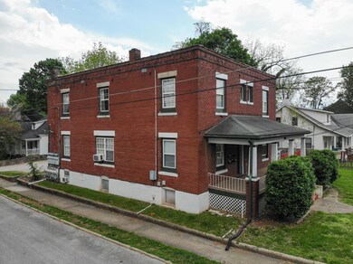 900 W State St-101