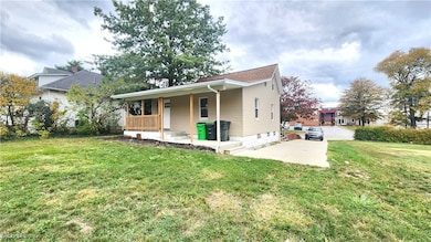 1457 E 289th St, Wickliffe, OH 44092 - photo 5