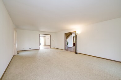 2411 Indian Ridge Dr, Glenview, IL 60026 - photo 7