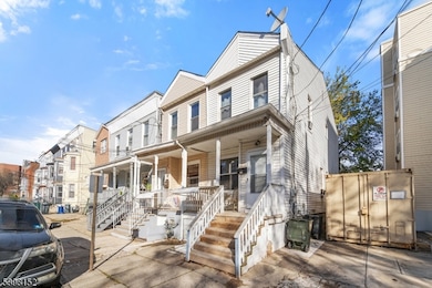 1111 12hampton Place, Elizabeth City, NJ 07201 - photo 3